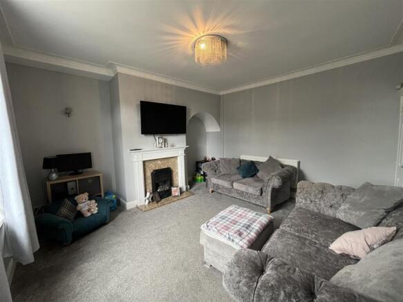 2 bed Terraced for sale Image 6