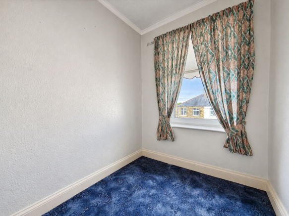 3 bed Semi-Detached for sale Image 11