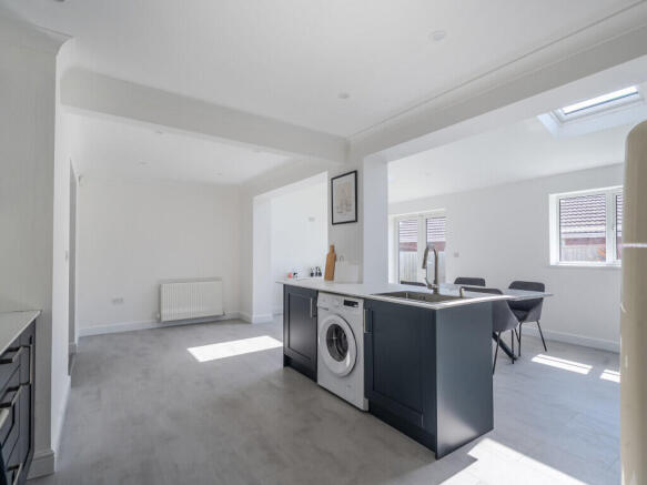 3 bed Detached for sale Image 12