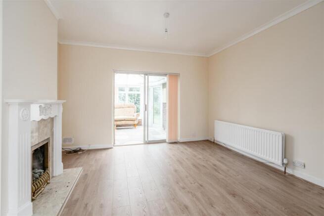 80 Bushmore Road_3.jpg