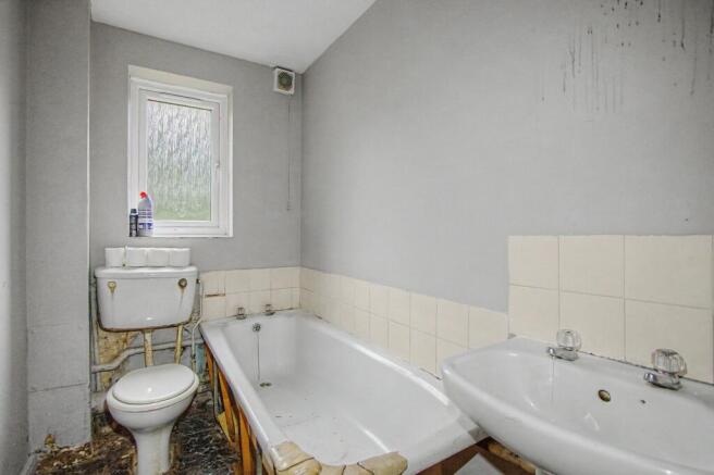 EN SUITE