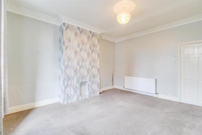 3 bed Terraced for sale Image 5