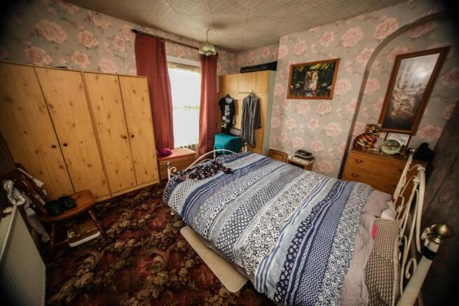 2 bed Terraced for sale Image 8