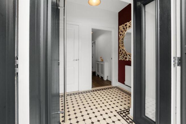 4 bed Town House for sale Image 11