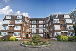 Flat 7, River Court, Portsmouth Road, Surbiton KT6 4EY