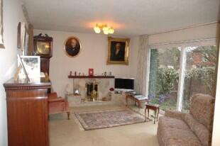 22'0 Living Room