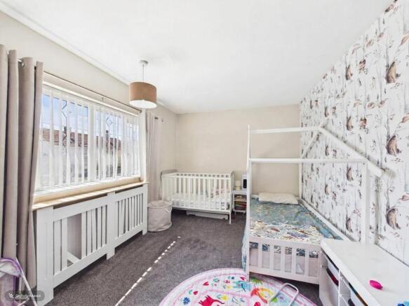 2 bed Semi-Detached for sale Image 5