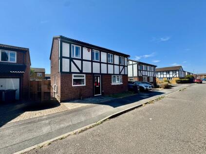 Corbridge Drive, Luton, LU2