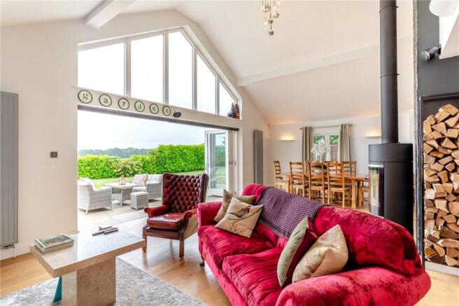 3 bed Detached for sale Image 5