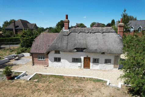 Kingsclere Road, Overton, Hampshire