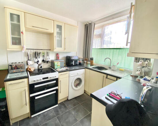 Station Road, Ferndown, Dorset, BH22 photo 4