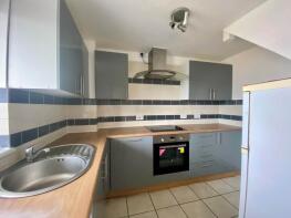 15, Winchester House, Bishops Walk, Aylesbury HP21 7LD