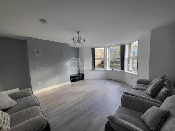 2 bed Flat to rent in dewsbury