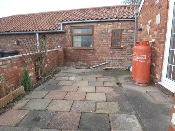 REAR COURTYARD