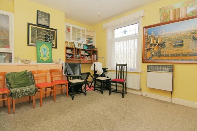 2 bed Terraced for sale Image 8
