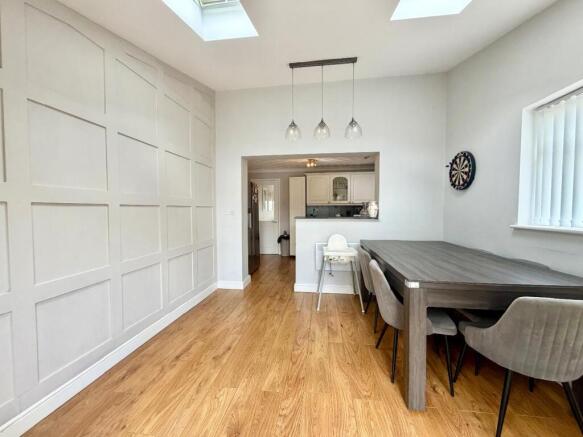 3 bed Semi-Detached for sale Image 5