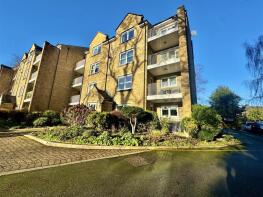 17, Skircoat Lodge, Ravenscliffe Close, Skircoat Green, Halifax HX3 0RW