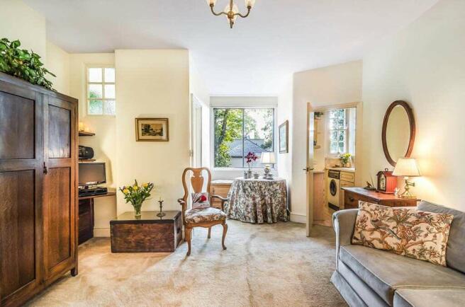 Living / Dining Area