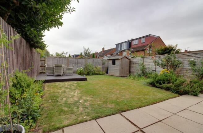 Garden Queens Road - Matt Clinton EweMove Kenilwor
