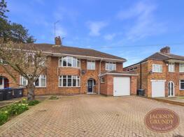 18, Oaklands Drive, Northampton NN3 3JL