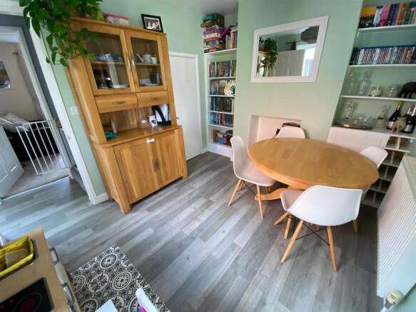 dining room.jpg