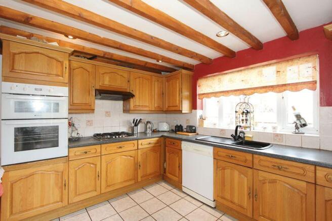 KITCHEN 1