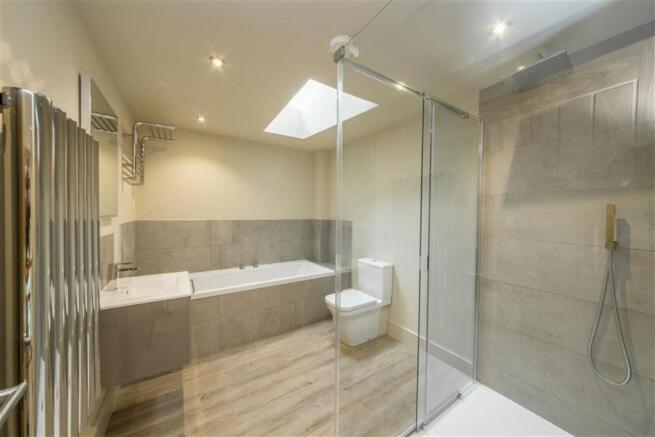 HOUSE BATHROOM