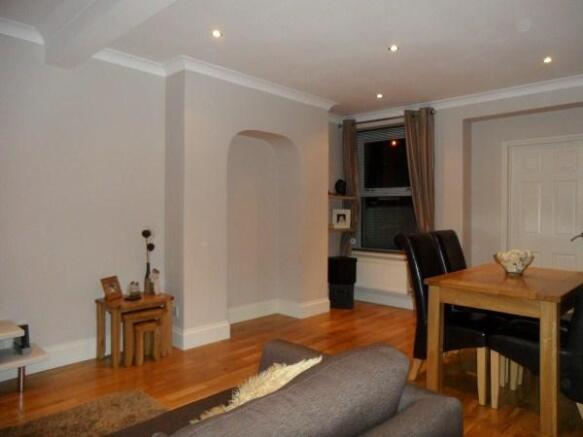 Lounge/Dining area