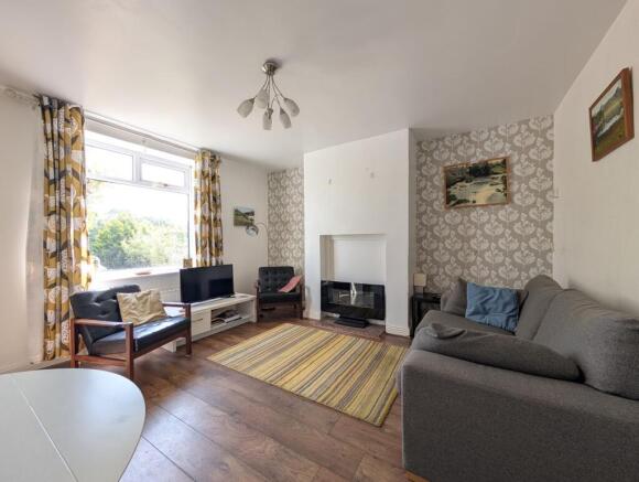 2 bed Town House for sale Image 2