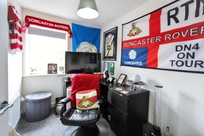 3 bed Semi-Detached for sale Image 7