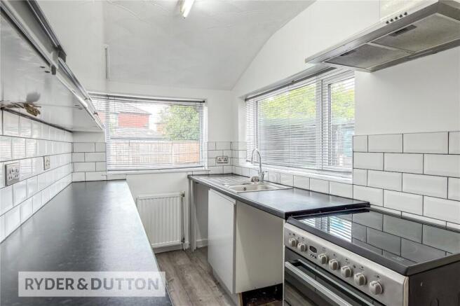 3 bed Semi-Detached for sale Image 6