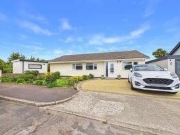 42, Adenfield Way, Fontygary, Barry CF62 3EA