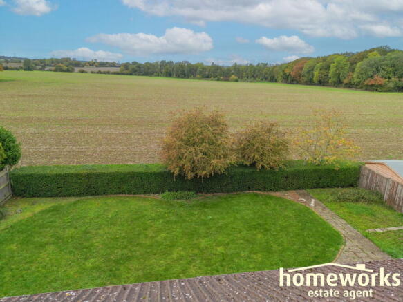 Jessopp Close, Scarning, Dereham, NR19 2PZ photo 4