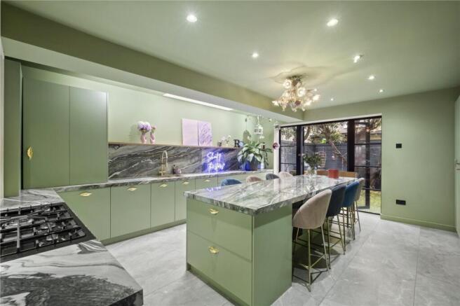 Kitchen/Dining