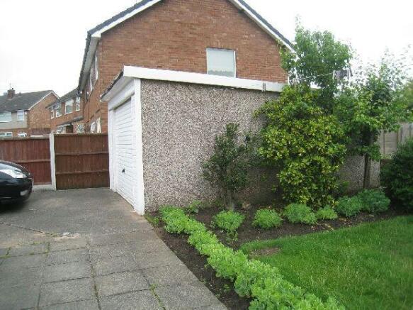 Detached Garage