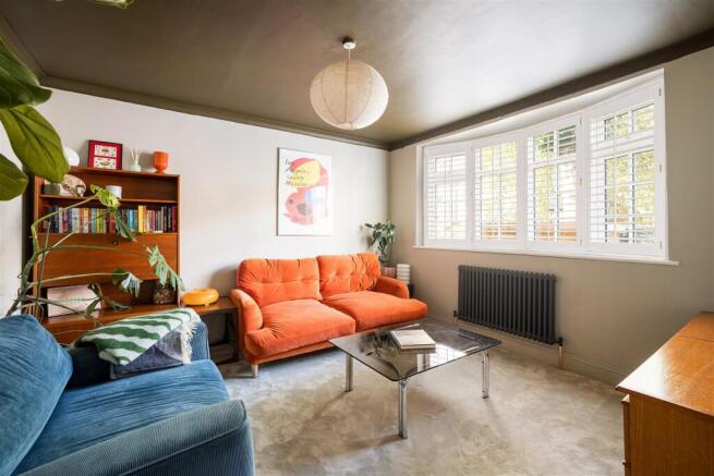 Lorne Road, E7