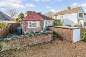 Gartlands, Norwood Lane, Meopham, Gravesend DA13 0YE