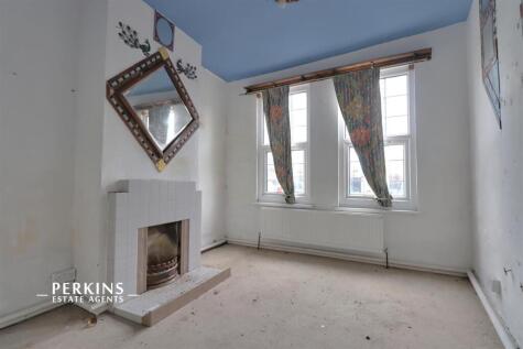 North Road, Southall