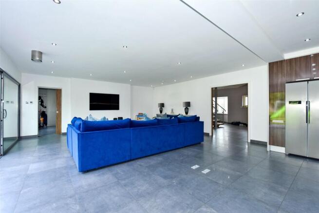 Breakfast Room