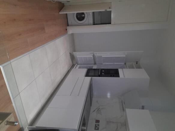 1 bed Apartment to rent Image 7