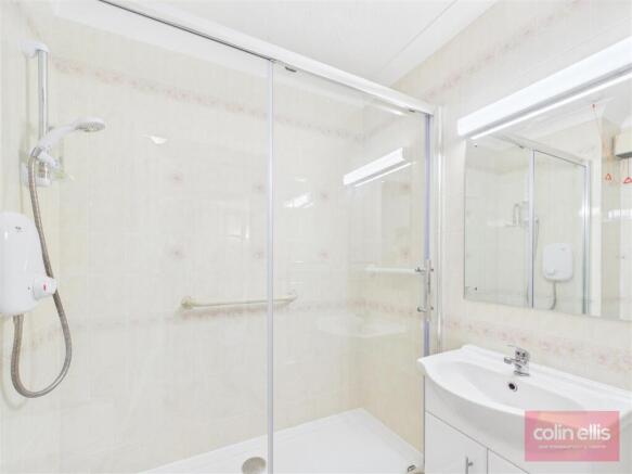 1 bed Flat for sale Image 10