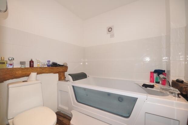 En-Suite Bathroom