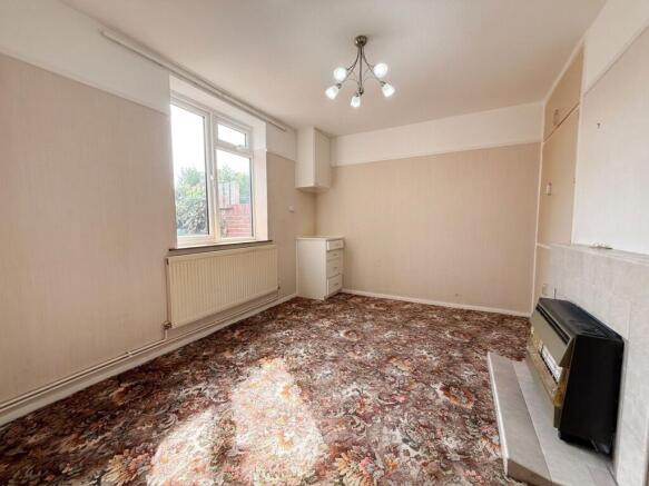 3 bed Semi-Detached for sale Image 5