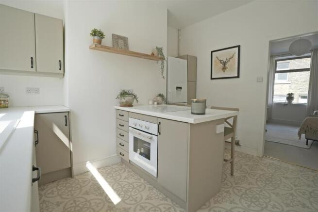 3 bed Terraced for sale Image 7