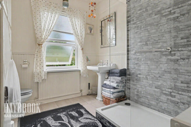 4 bed Terraced for sale Image 10