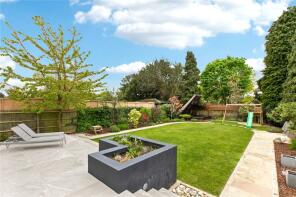44, Creswick Road, London W3 9HF