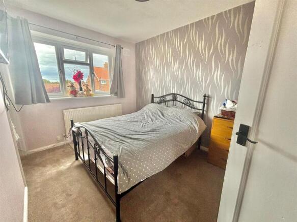 3 bed Semi-Detached for sale Image 10