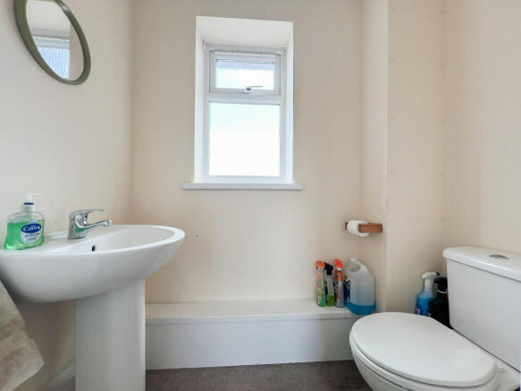 GF WC