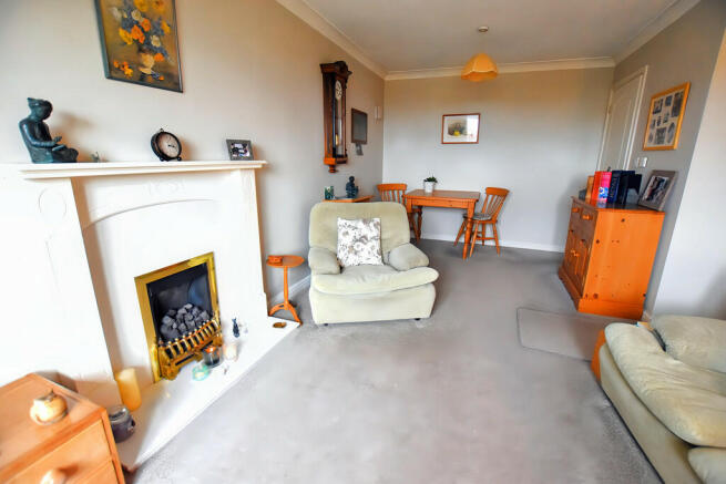 Lounge 2-1