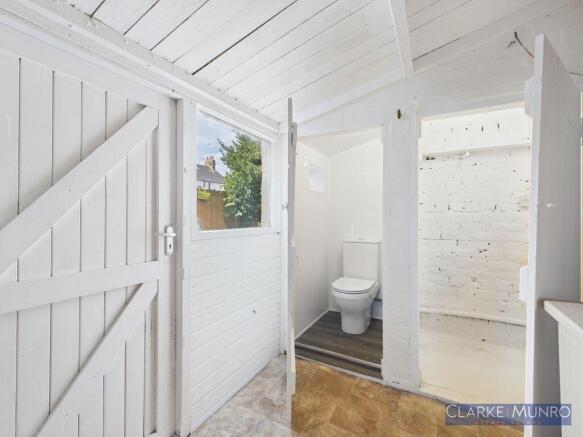 3 bed Terraced for sale Image 8